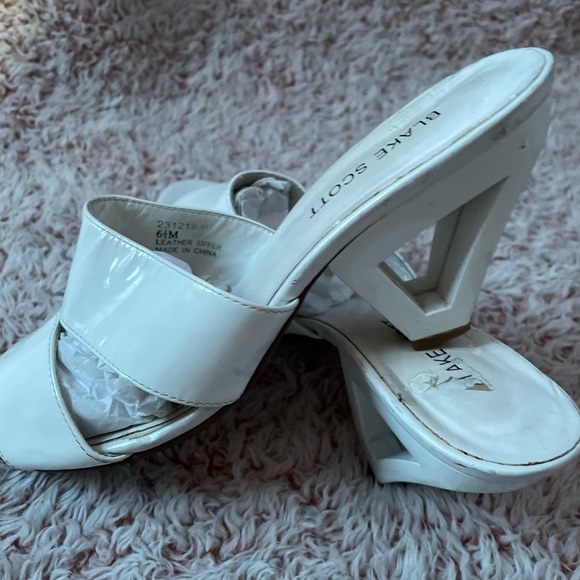 6.5 White Blake Scott looks great on - Picture 2 of 4